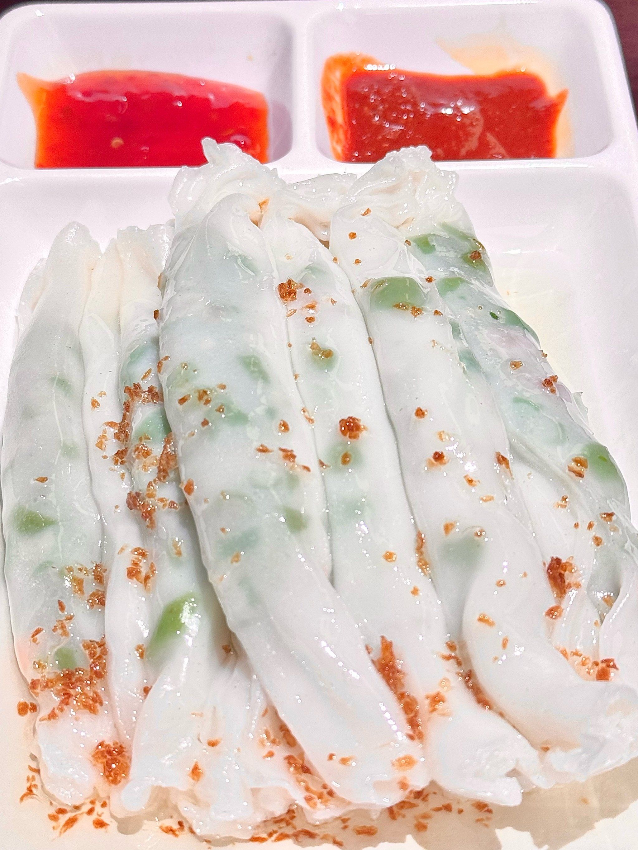 
一段时间不吃就会想,淋上葱油