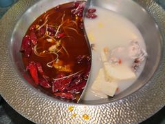 -麻田会 ·鲜活现烹·牛蛙火锅(珠江新城维家思广场店)