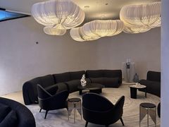 -涨巢·潮玩水疗局