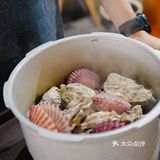 这家成都超火的生蚝自助，终于来上海了!