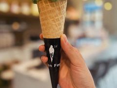 -Fridi Patisserie Cafe