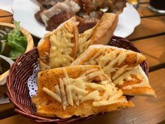 芝士蒜蓉面包-申德勒加油站西餐厅(日坛路总店)