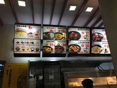 -老娘舅餐厅(黄龙体育中心店)