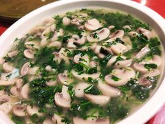 荠菜烩蘑菇-三林本帮馆(中林街店)