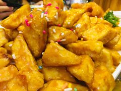 拔丝地瓜-东北哈尔滨酱骨头馆房掌柜铁锅炖