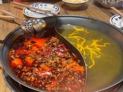 -旧街市鲜货老火锅(大光路店)