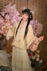 -汉仪华裳汉服馆(打浦桥店)