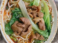 麻辣肥肠面-天府面庄(天平路店)
