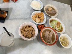 -黄亚细肉骨茶(仰光路店)