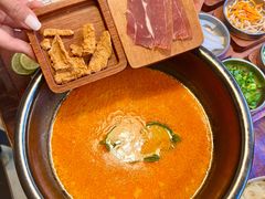 -银米·云南传统过桥米线(双廊黑金冠店)