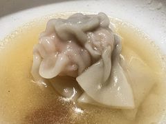 牛肉鲜虾云吞-潮牛海记•潮汕牛肉火锅•醉鸡煲•粿条汤(通北路店)