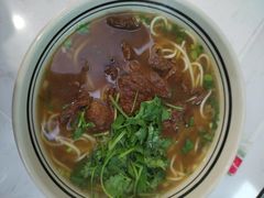 -小马牛肉面·牛骨熬制(南京博物院店)