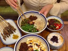 -云阿蛮云南生烫牛肉米线(奉贤路店)