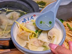 -馋三尺蟹粉小笼(人民广场店)