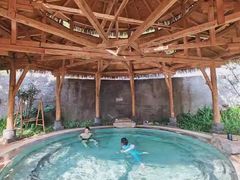 -碧中海汤泉汗蒸酒店