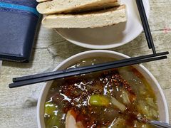 白饼-清真李唯一优质肉丸糊辣汤