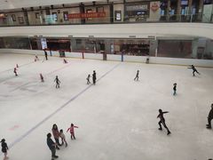 -陈露国际冰上中心(天津嘉里汇店)