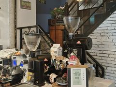 -84那年咖啡馆(李沧万达店)