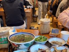 -云阿蛮云南生烫牛肉米线(奉贤路店)