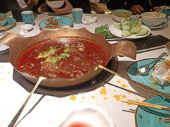 -墨居上隐·院子里火锅(峨眉店)