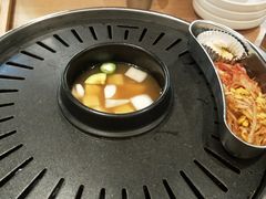 -江南猪肉商会无限续吃(弘大店)