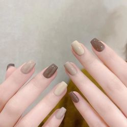 -悦指间美甲美睫