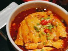 -辣尚瘾·烤鱼·新川菜(交大直营店)