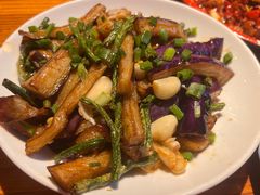 -柴窝堡22号辣子鸡·传承新疆菜