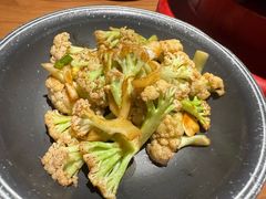 干锅花菜-吕氏疙瘩汤·新鲁菜(济南万象城店)
