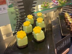 -亮马河饭店翠雅咖啡厅