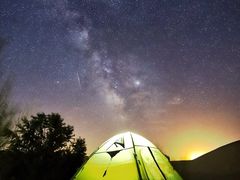 -亿利库布其七星湖沙漠生态旅游区