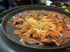 -三国惹火烤肉·中日韩烤肉集合店(百草路店)