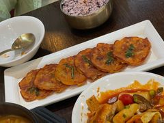 -釜山豚骨汤饭(芝罘万达广场店)