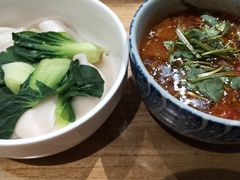 酸汤手擀面-新梅华·茶点餐厅(石路国际商城店)