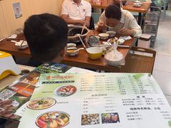 -老何家后安粉·糟粕醋海鲜火锅(三亚湾椰梦长廊店)