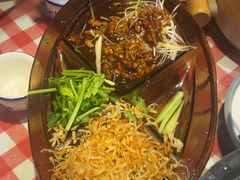 -老郑家东北春饼(龙悦居店)