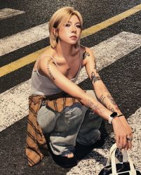 -Hello Lady发型设计