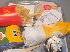-麦当劳(杨林得来速店)