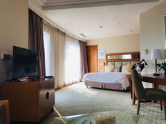 -武汉五月花大酒店(武昌火车站中南路地铁站店)