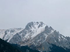 -石卡雪山