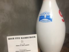 -HIGH FIVE哈福手工汉堡(桂林路店)