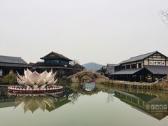 -拈花湾景区-五灯湖