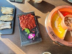 火爆辣牛肉-滇釜火锅·能喝汤的火锅(车公庄店)