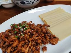 京酱肉丝-吴记百姓菜馆·北京菜·烤鸭(故宫店)