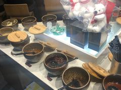 自助调料区-呷哺呷哺(新世界百货望京店)