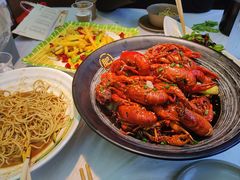 -肥肥虾庄·金牌油焖大虾(沙湖店)