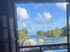 -亚龙湾喜来登·美景台大堂吧