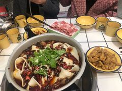 -晓彭肥肠鸡·泡椒鸡火锅(水木天地店)