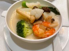 海味粉丝什菜煲-东海朗廷酒店-唐阁T’ANG COURT 中餐厅