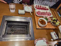 -肉魁屋·烧肉·烧鸟·酒场(高新店)